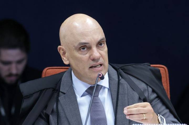 Moraes pede vista e suspende julgamento sobre desoneração no STF