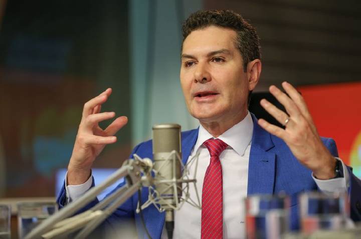 Recursos do Reforma Brasil estão garantidos, diz ministro das Cidades